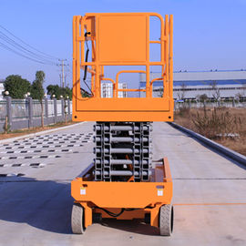 中国 自走式の電気は大きい職場のための上昇13.7mのオレンジを切ります 工場