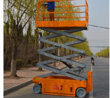 中国 鋼鉄小型は拡張可能なオレンジ油圧が上昇テーブルを切る上昇を切ります 会社